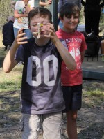 Justine kids eating 1